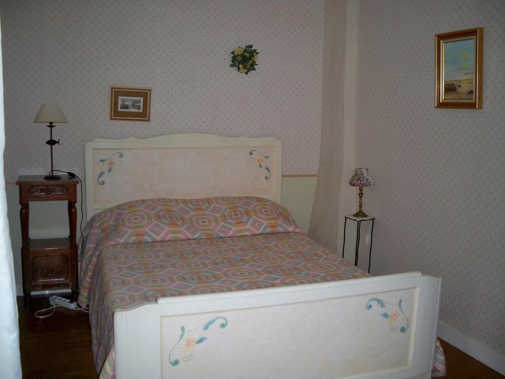 Gite de La Caminais Pleurtuit Habitación foto